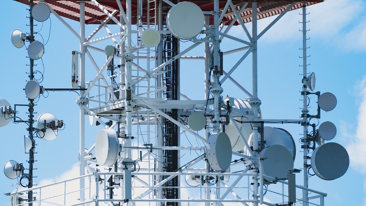How Antenna Placement Decisions Get Made Wrong on Industrial IoT Deployments — and the Cost of Getting It Right Later