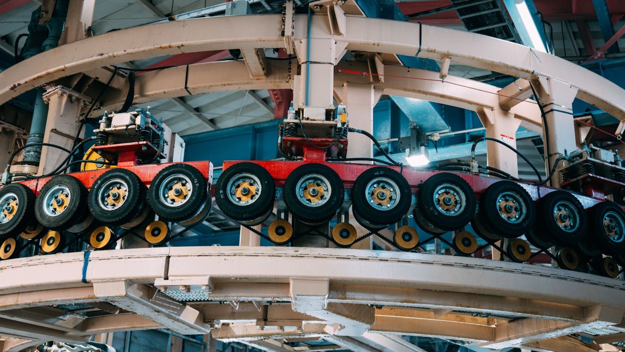 What Rubber Timing Belt Manufacturers Do Differently From Polyurethane Belt Producers and Why the Material Choice Matters