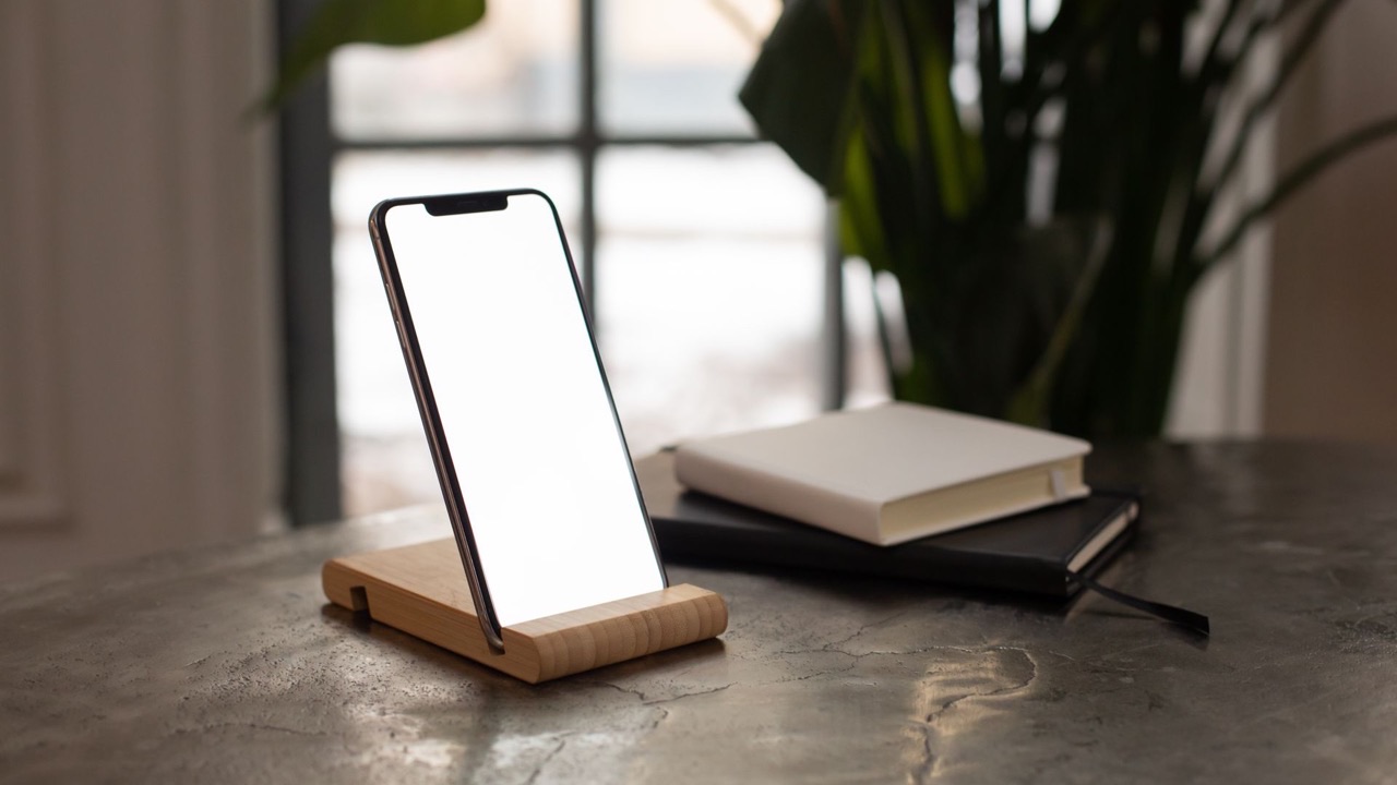 Why I Finally Stopped Propping My Phone Against Things